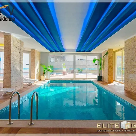 Elite Life 5 Apartment Апартаменти *
